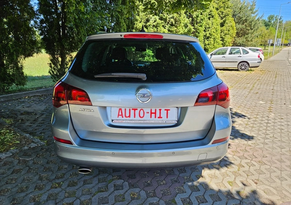 Opel Astra cena 25900 przebieg: 222000, rok produkcji 2012 z Zakroczym małe 562